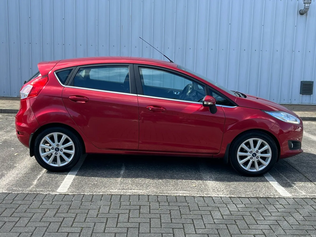 2016 Fiesta TITANIUM, 150km, New NCT - Image 1