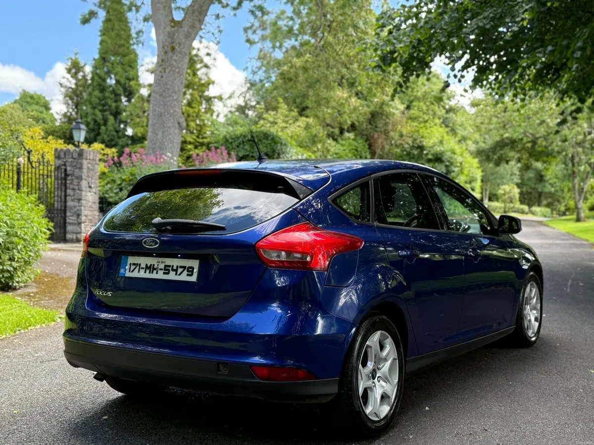 2017 Ford Focus - Image 4