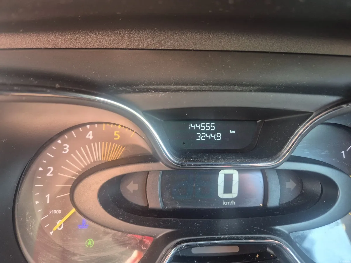 Renault Captur 2015 - Image 3