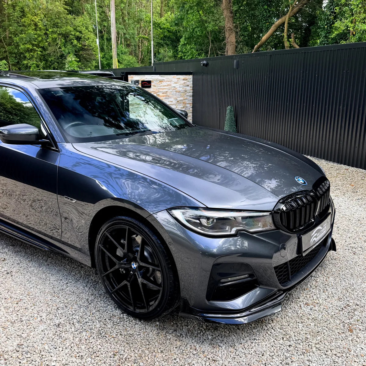 2022 (221) BMW 330E MSPORT X-DRIVE *SUNROOF* - Image 2
