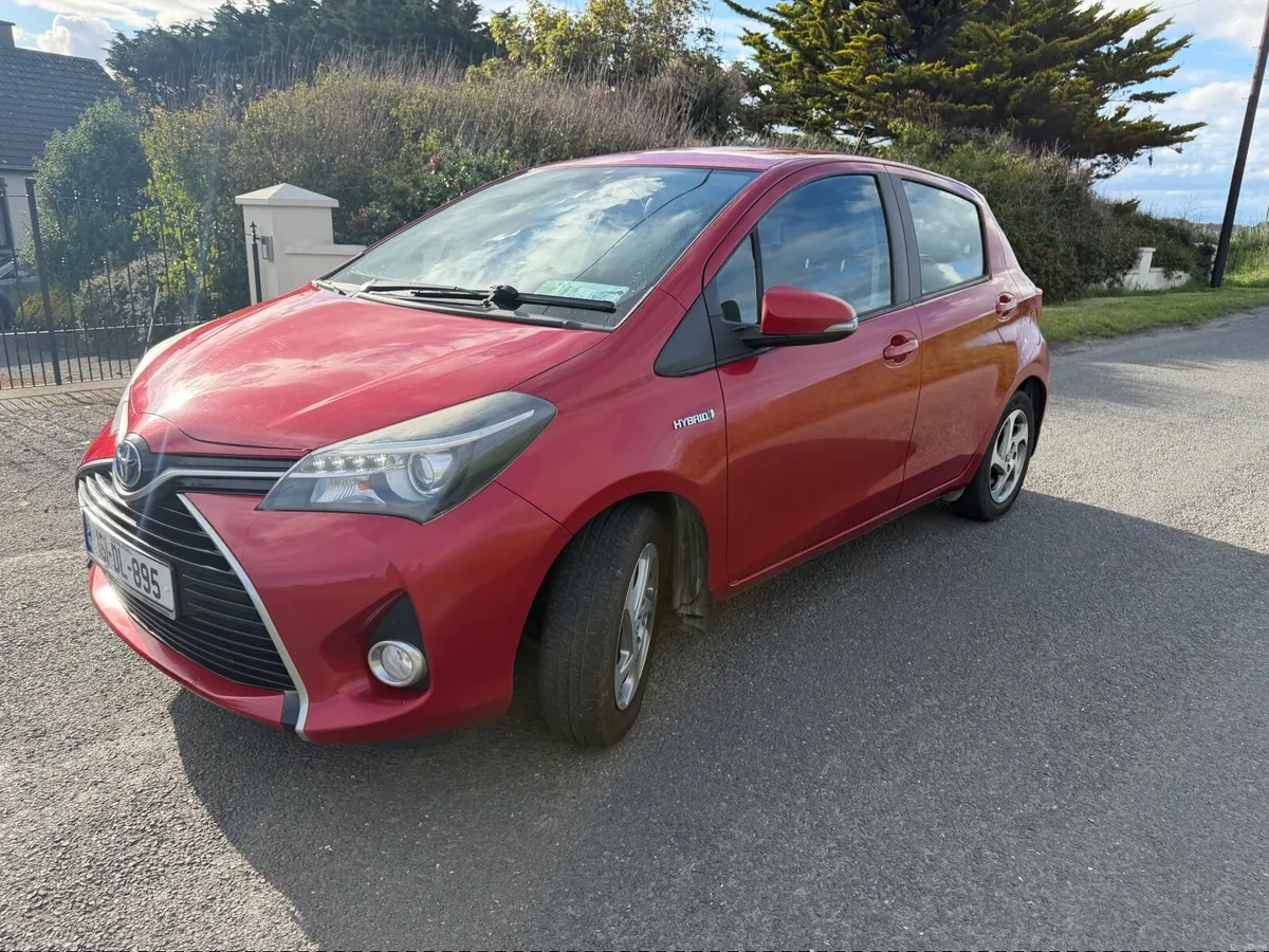 Yaris Automatic Hybrid Sol Top Soec - Image 2