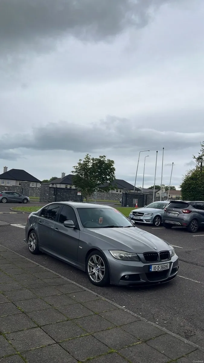 2010 BMW 318D 2.0 GENUINE MSPORT - Image 1