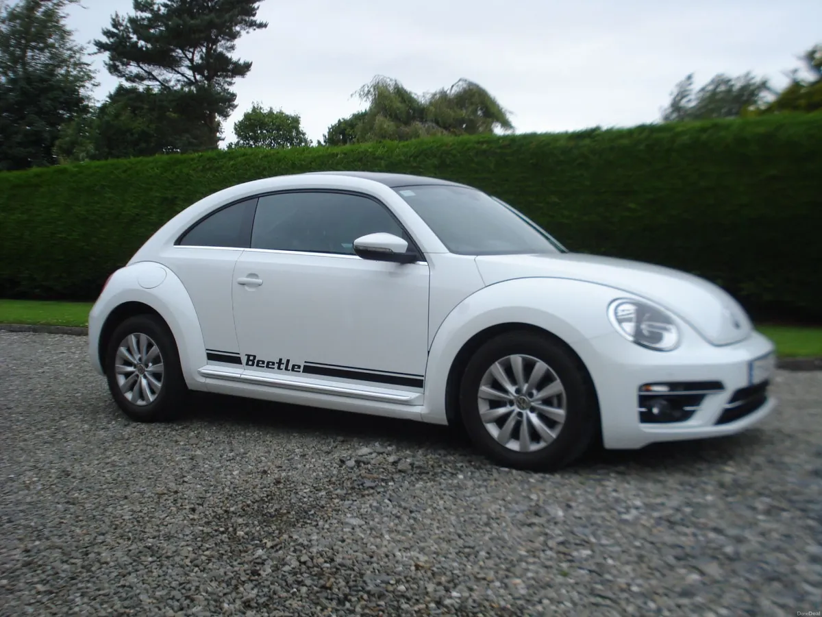 Volkswagen Beetle 2017,1.2TSI DESIGN, PETROL. - Image 1