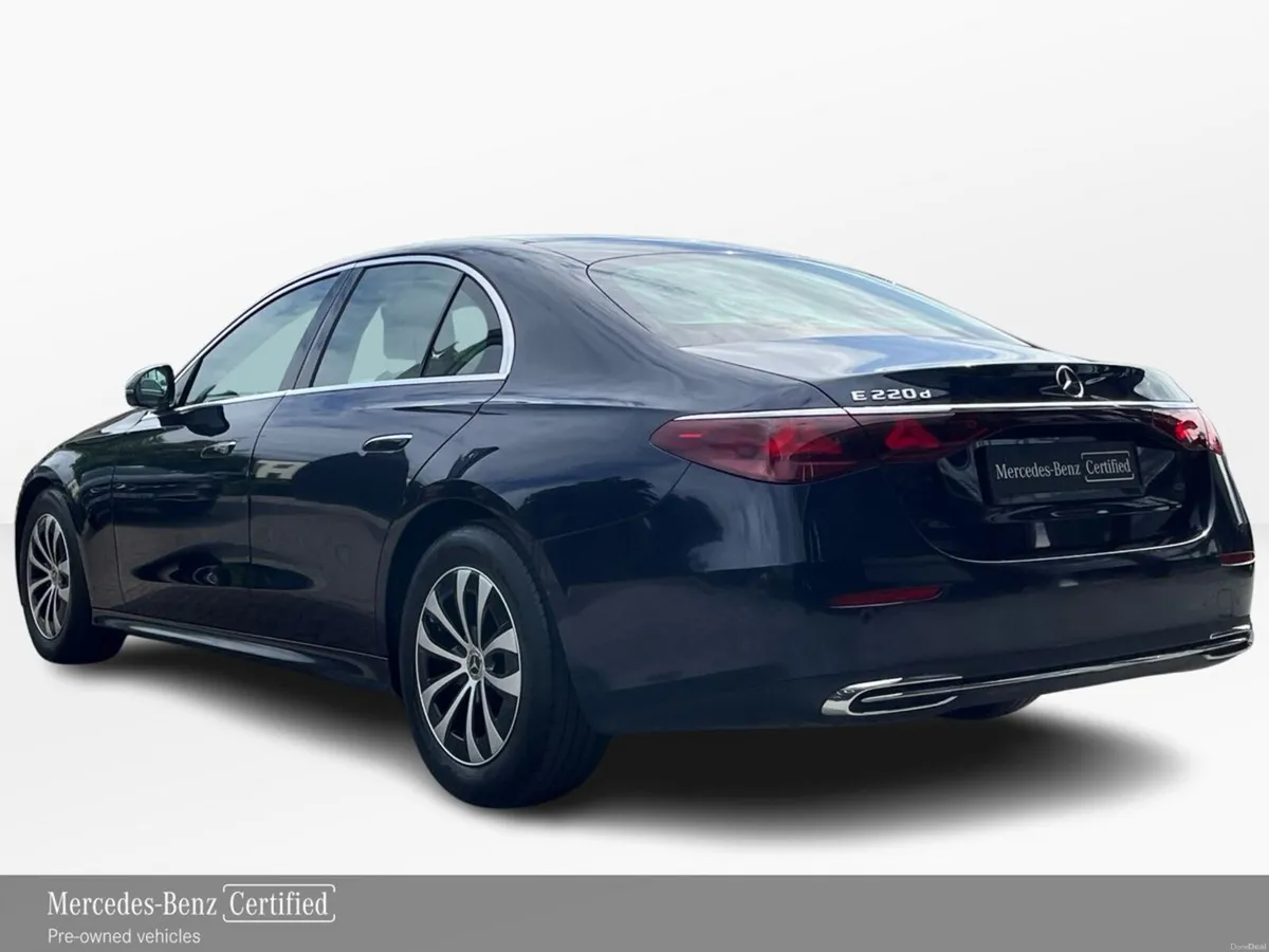 Mercedes-Benz E-Class E 220D Avantgarde Line **Adv - Image 4