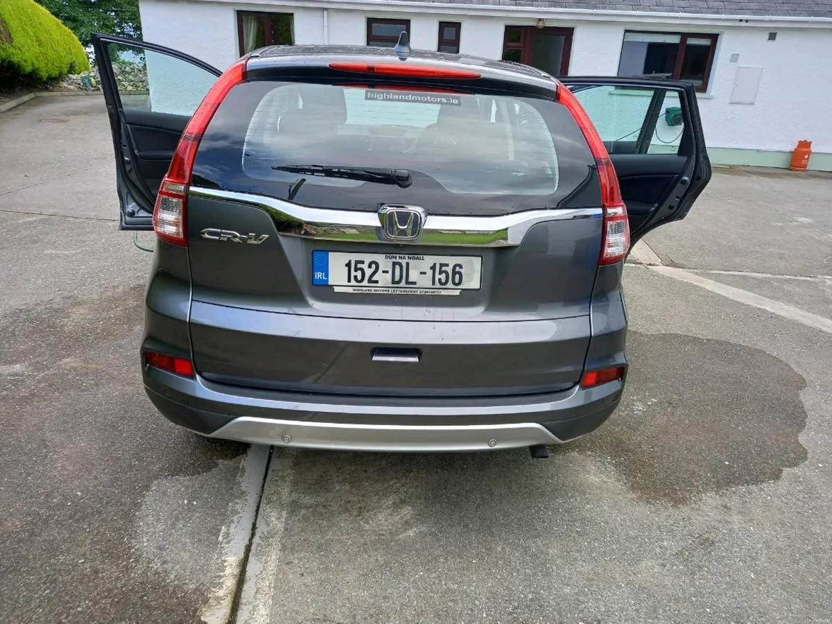 car - Image 4