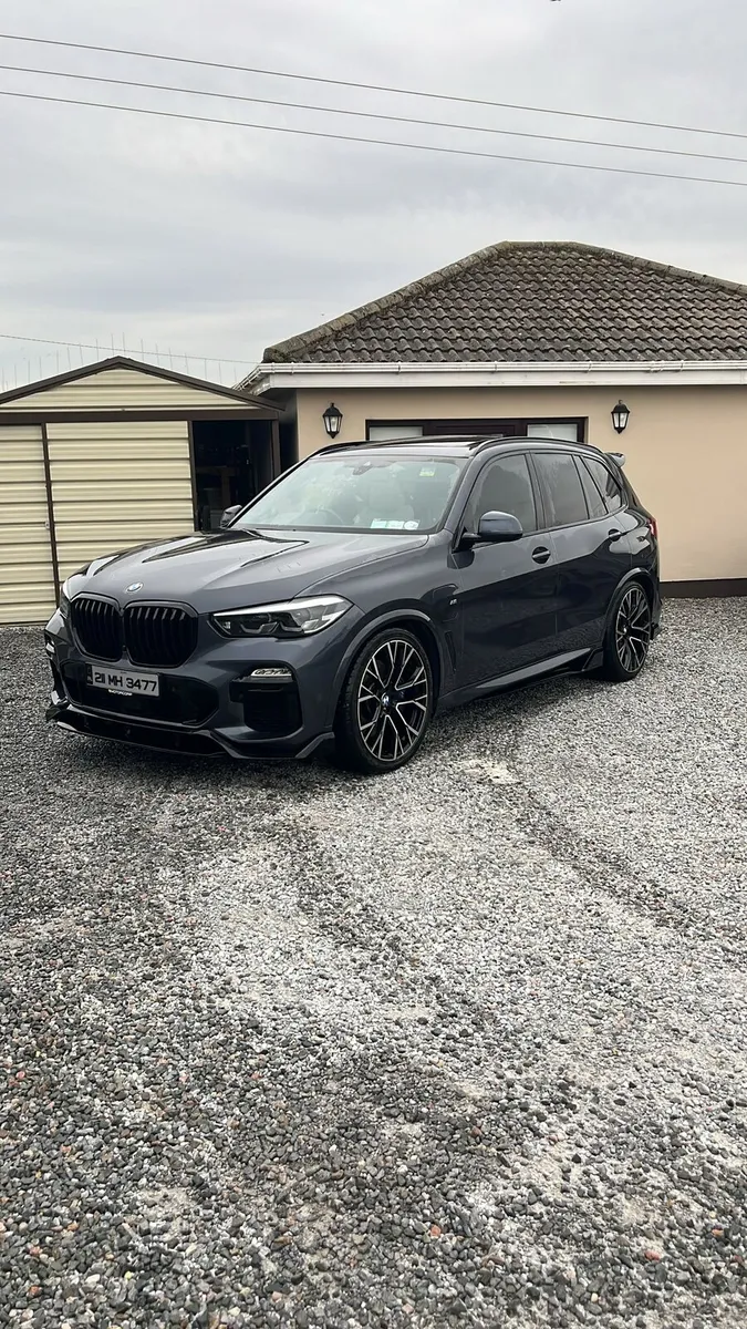BMW X5 - Image 2