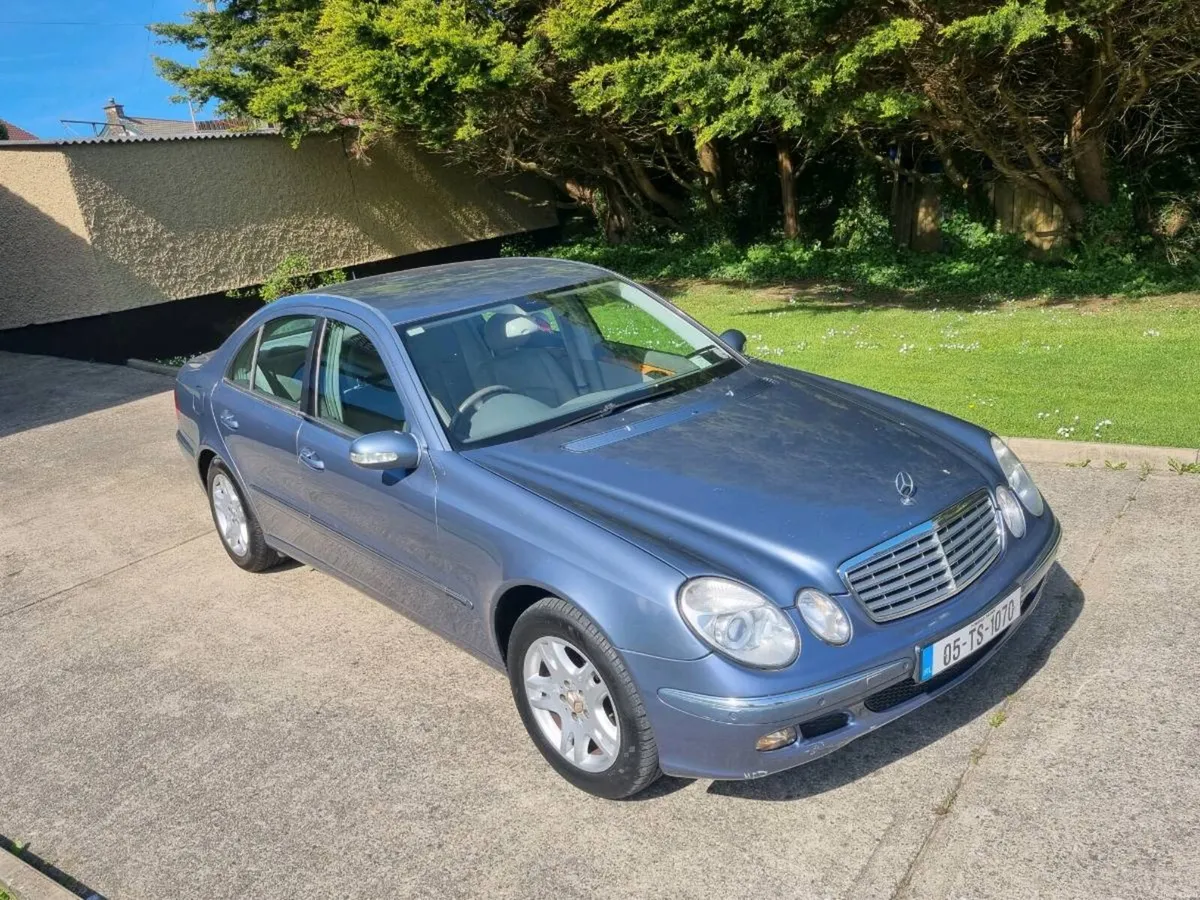Mercedes E200 New Nct Serviced  Automatic petrol - Image 4