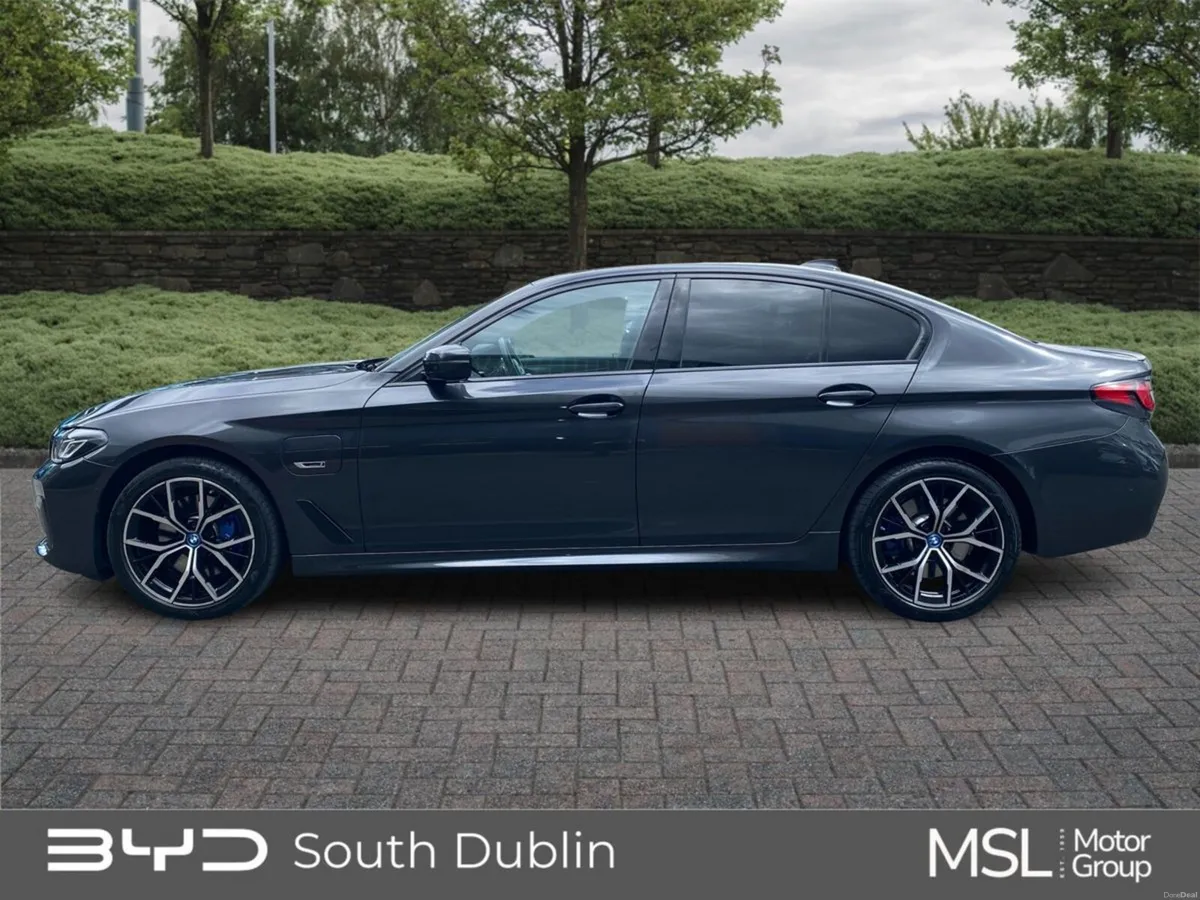 BMW 5-Series 530e M Sport - Image 6