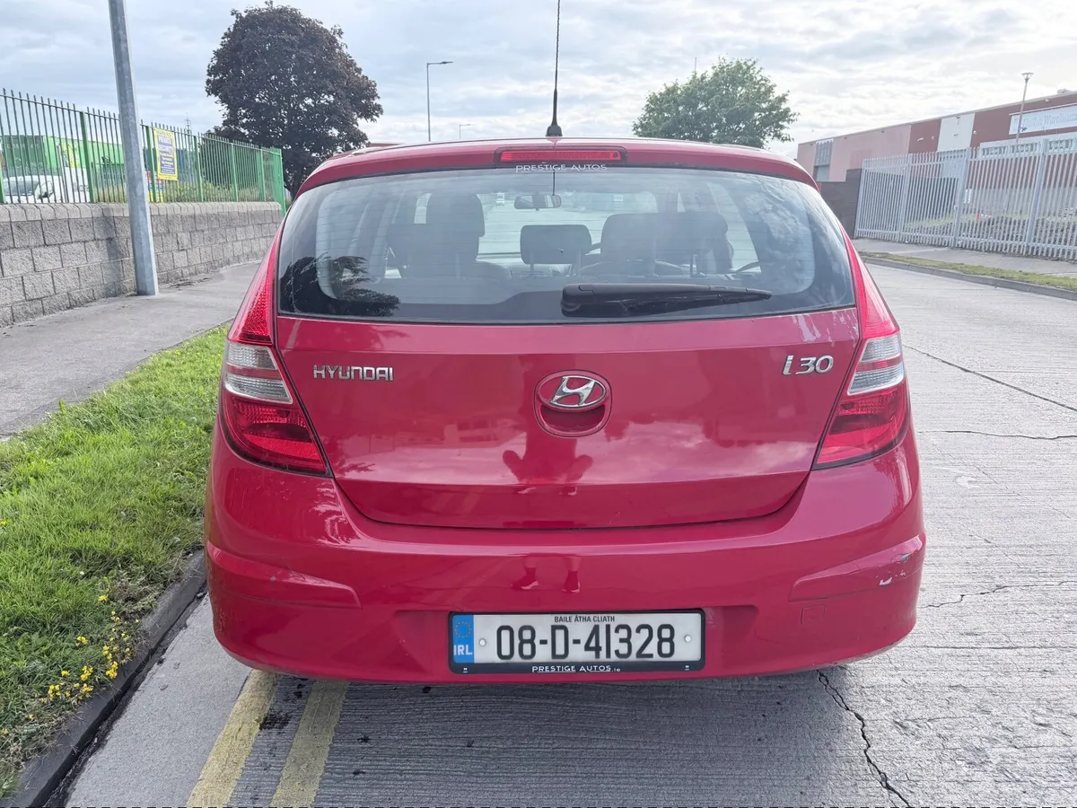 Hyundai i30 Petrol Read Add NEW NCT - Image 4