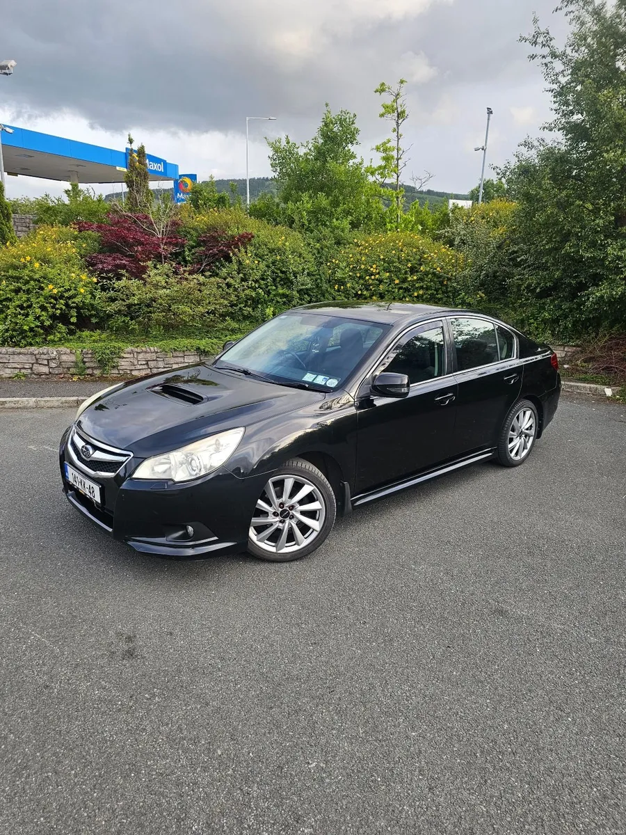 Subaru Legacy - Image 1