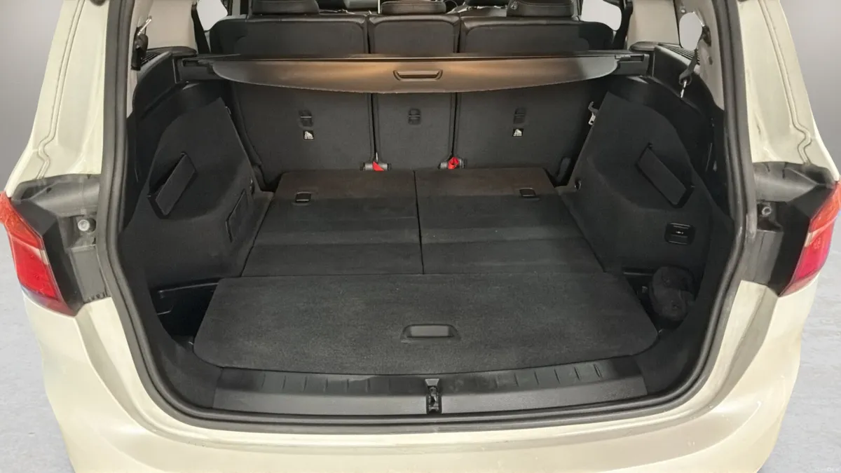 2019 BMW 218d AUTO GRAN TOURER 7SEATS LUXURY SPEC - Image 5