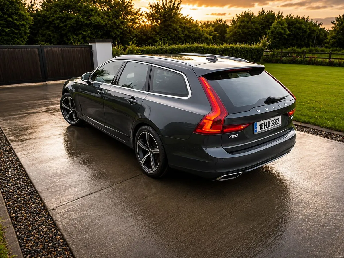 Volvo V90 PowerPulse R-Design Auto AWD - Image 3