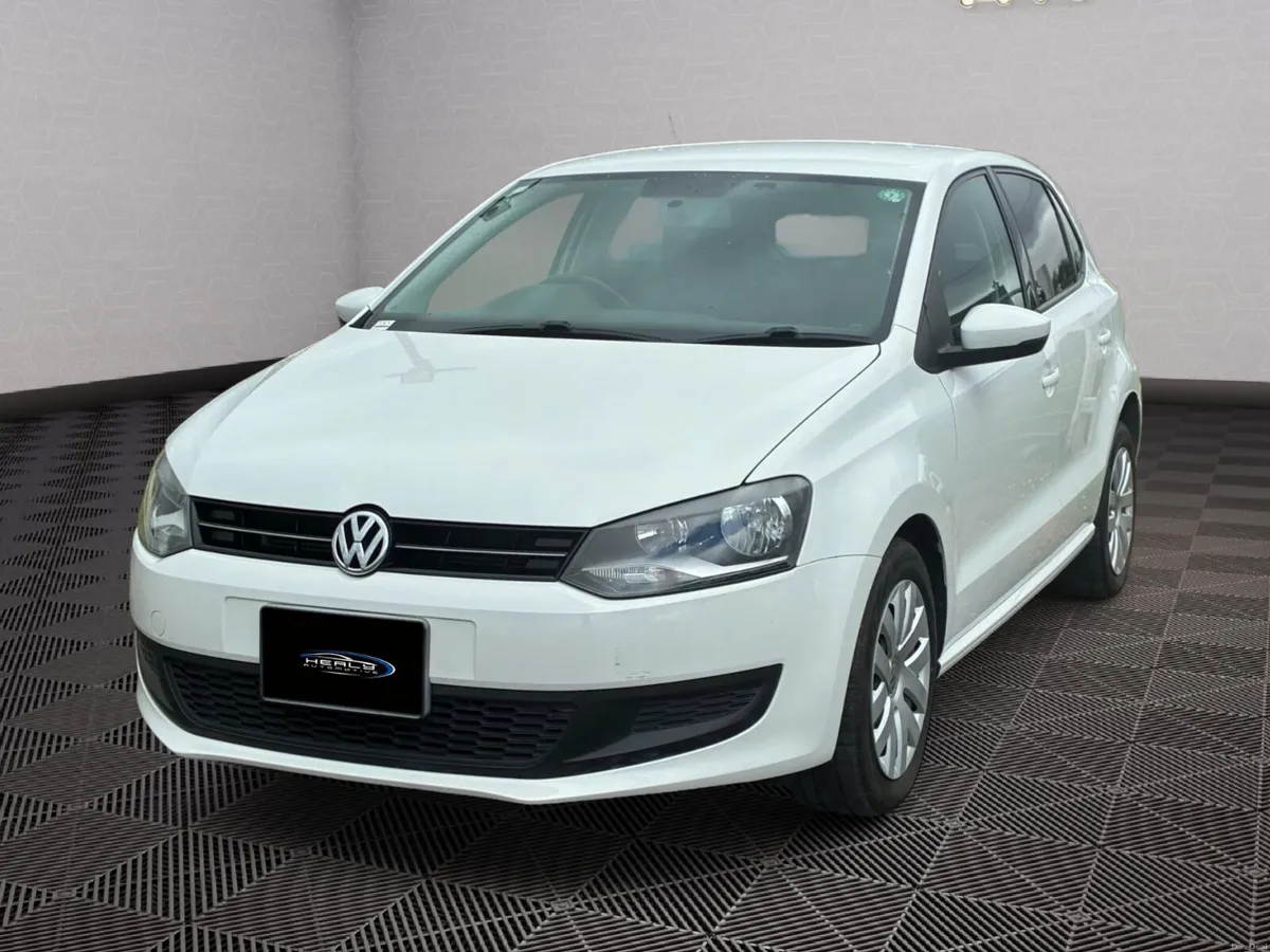 Volkswagen Polo Automatic *89k kms* - Image 2