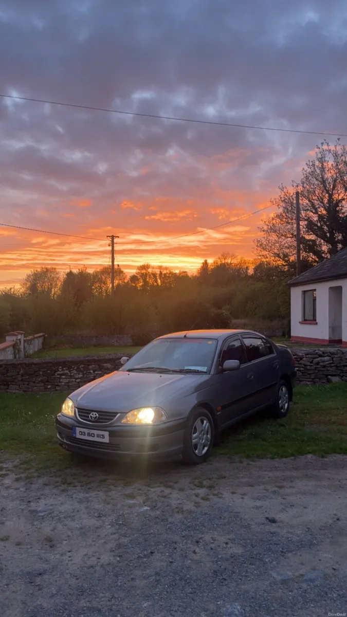 Toyota avensis - Image 4