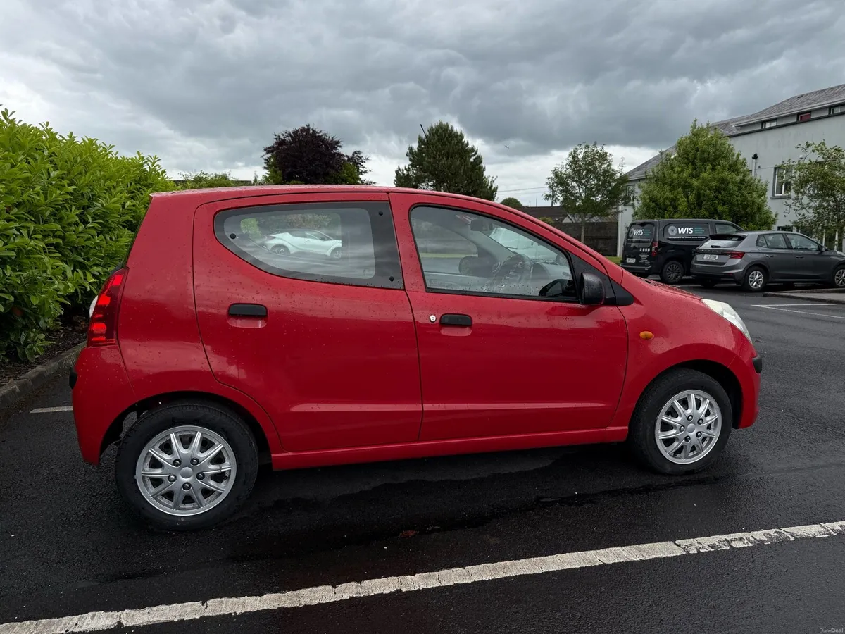 Nissan Pixo 2011 - Image 4