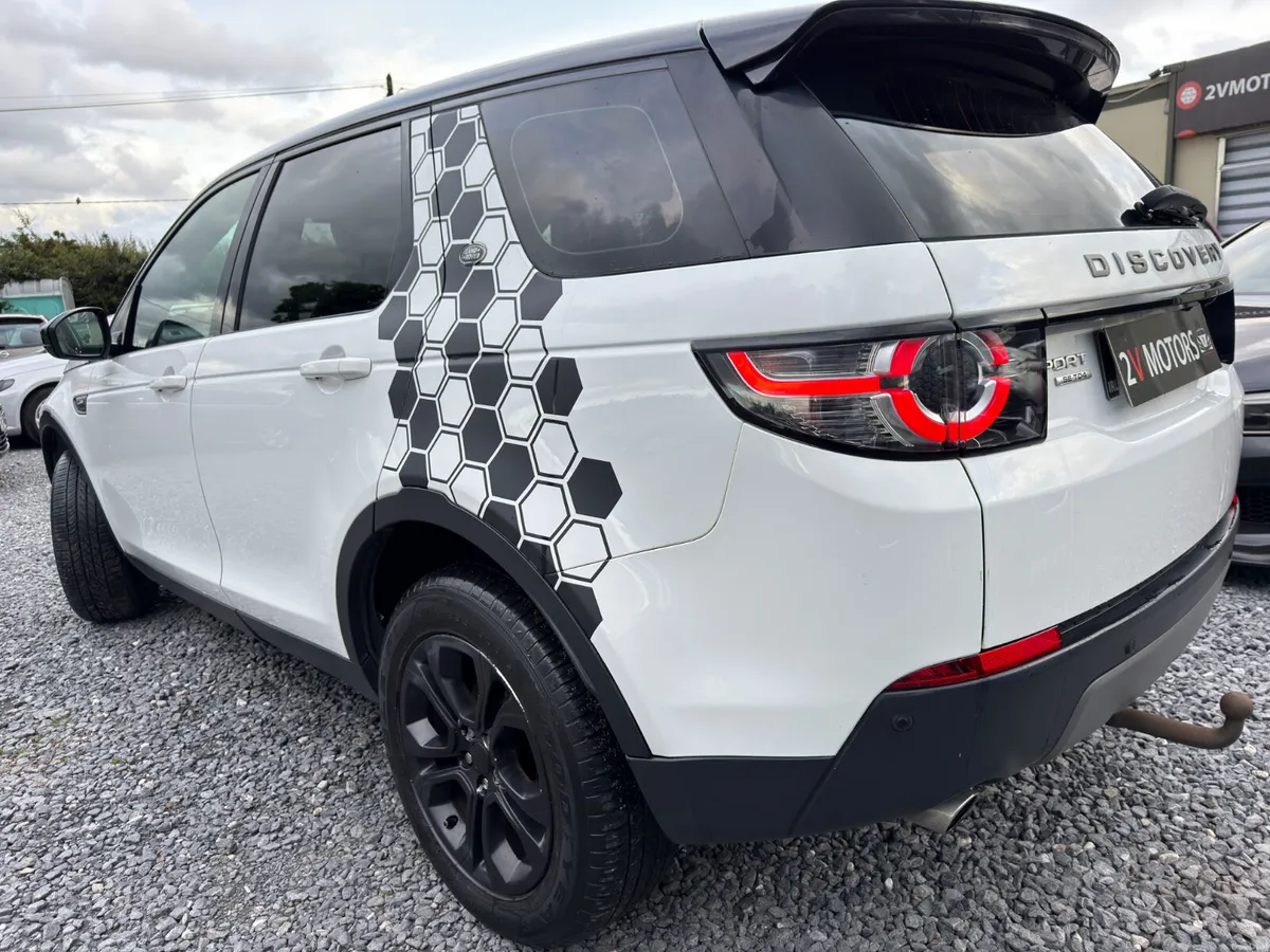 🔵 Land Rover Discovery Sport 2.2TD4 150BHP - Image 4
