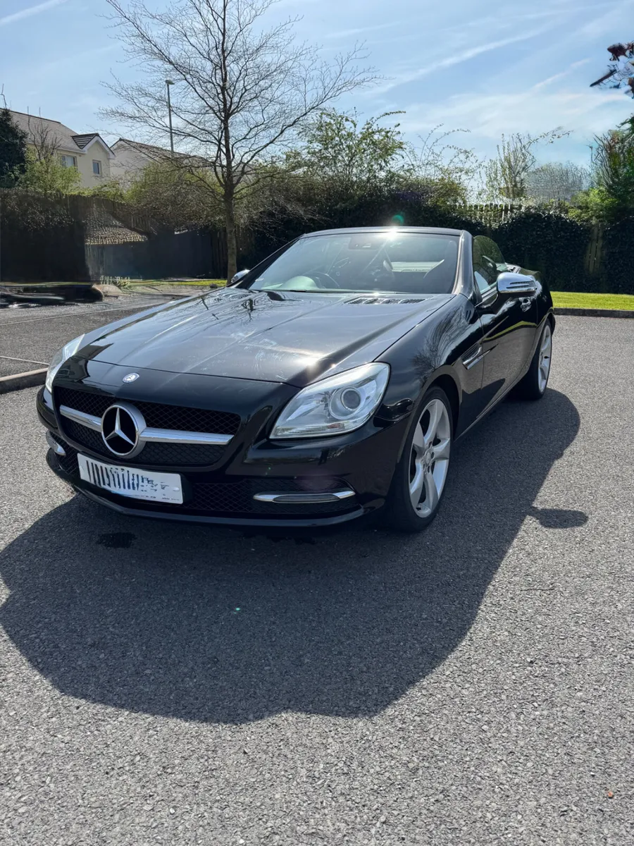 Mercedes-Benz SLK 2011 | Air scarf | Automatic - Image 2