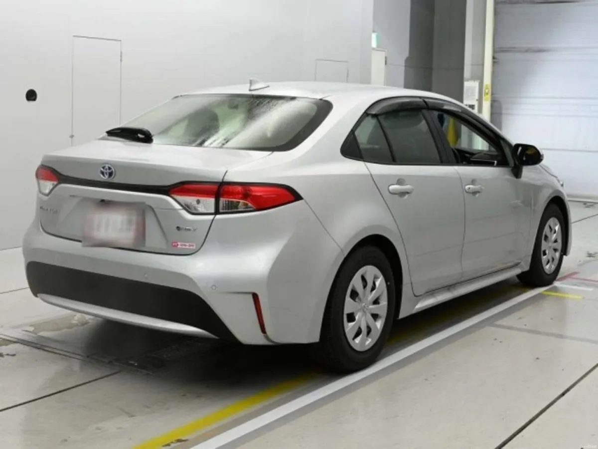 2024 TOYOTA COROLLA HYBRID AUTO LOW MILEAGE 6000KM - Image 3