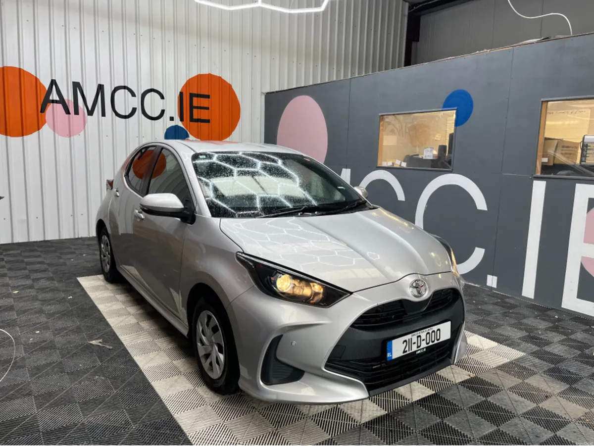Toyota Yaris 2021 TOYOTA YARIS X 1.0 AUTOMATIC / R - Image 1