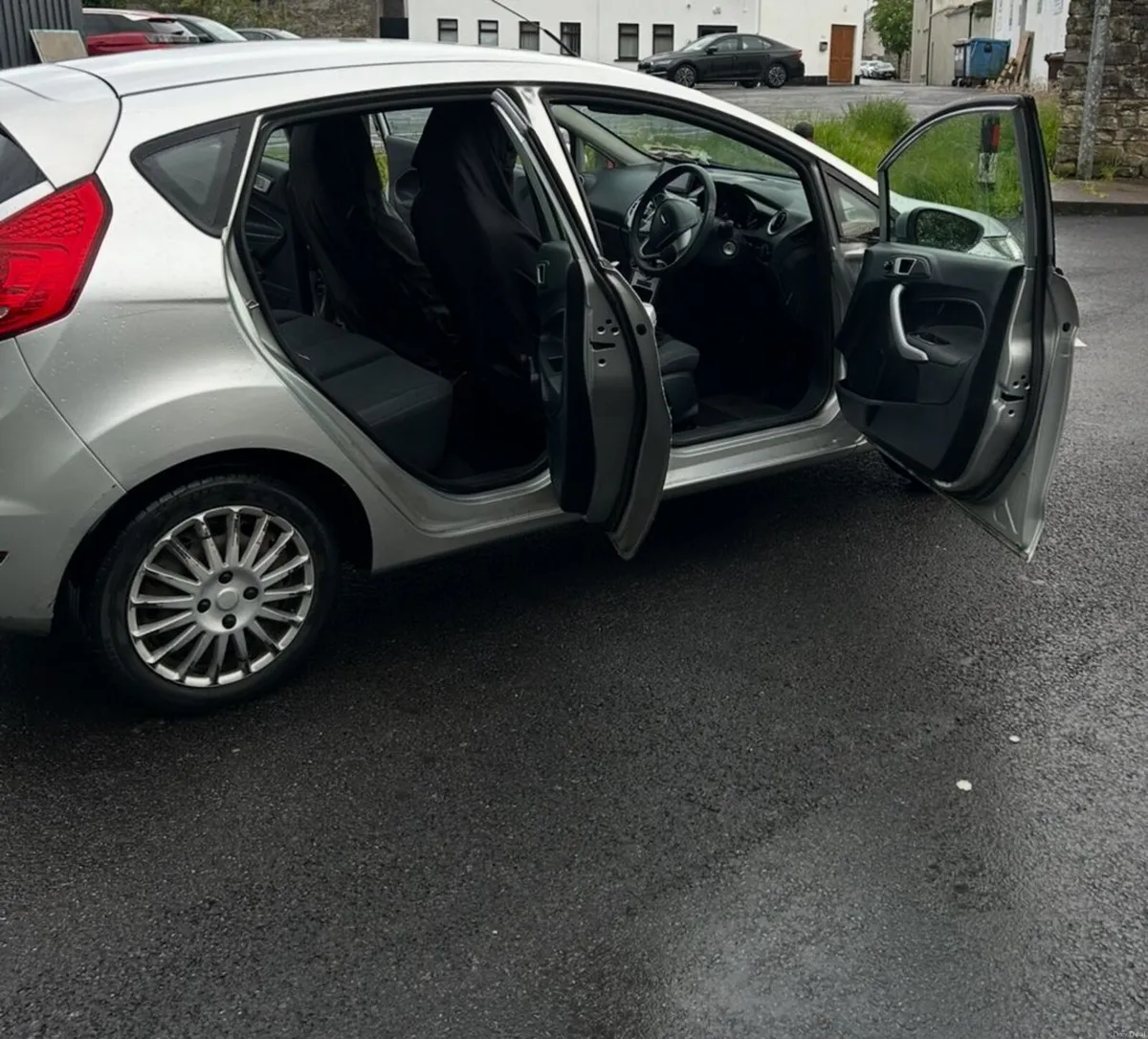 Ford Fiesta 2012 - Image 3