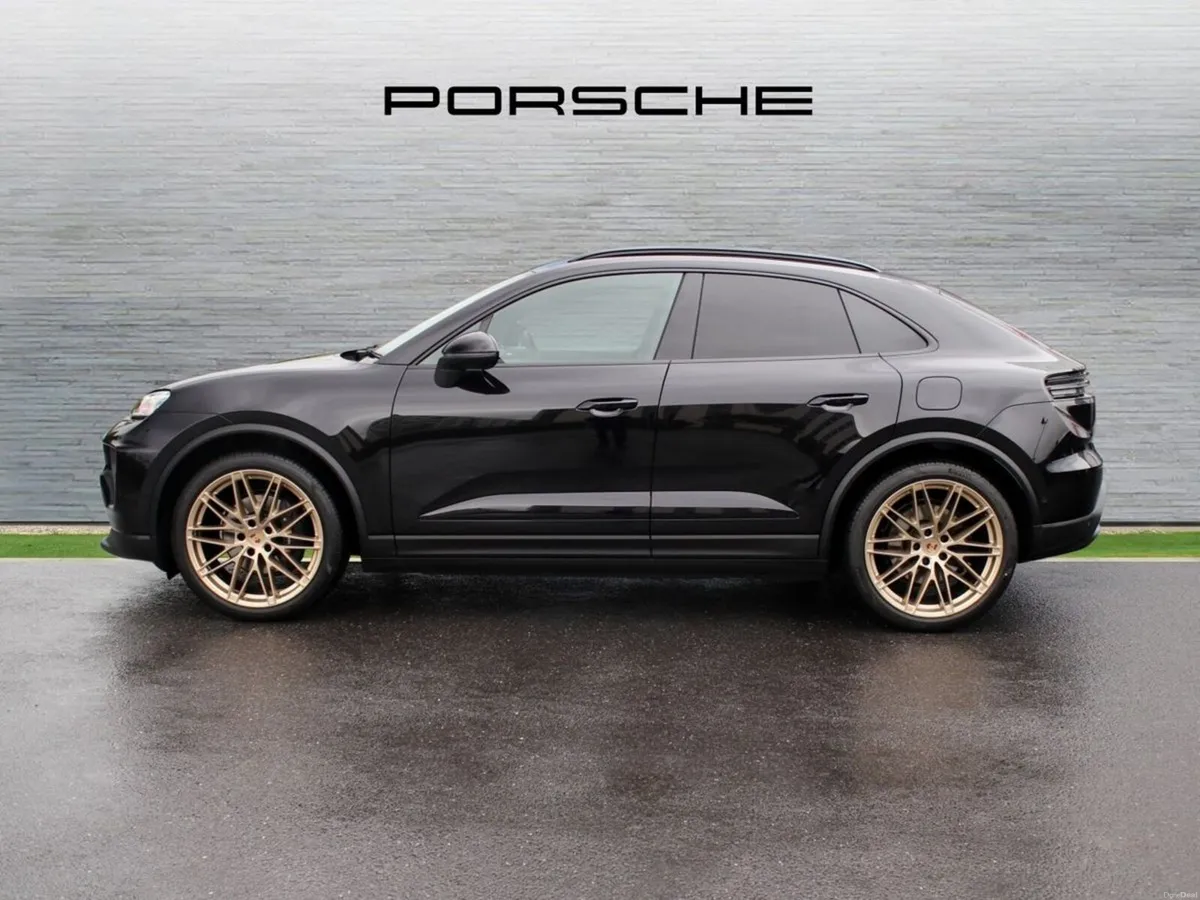Porsche Macan 4 Electric (New) - Image 3