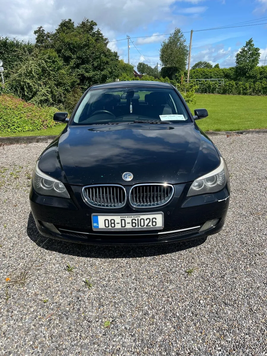 BMW 5-Series 2008 - Image 1