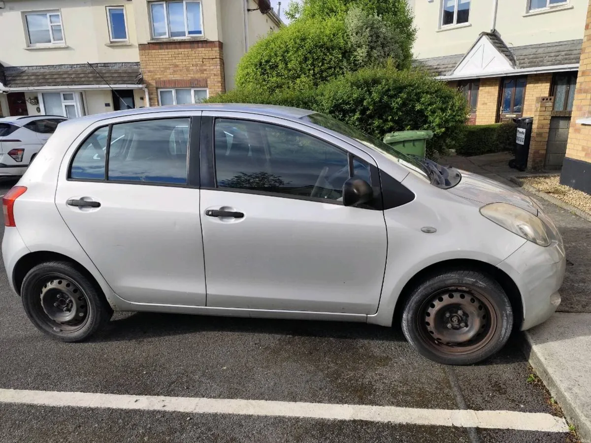 Toyota Yaris 2008 - Image 4