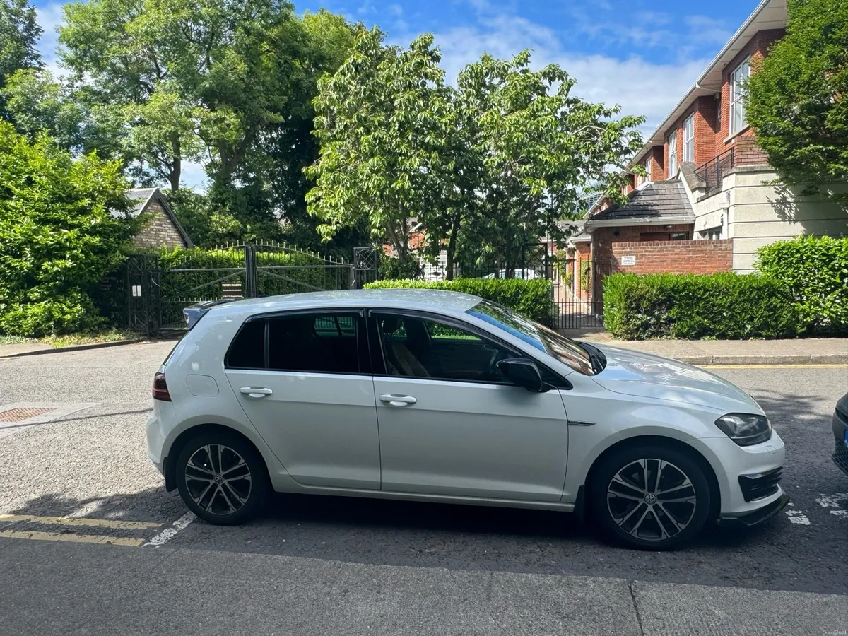 Volkswagen Golf R line Milan Edition - Image 2
