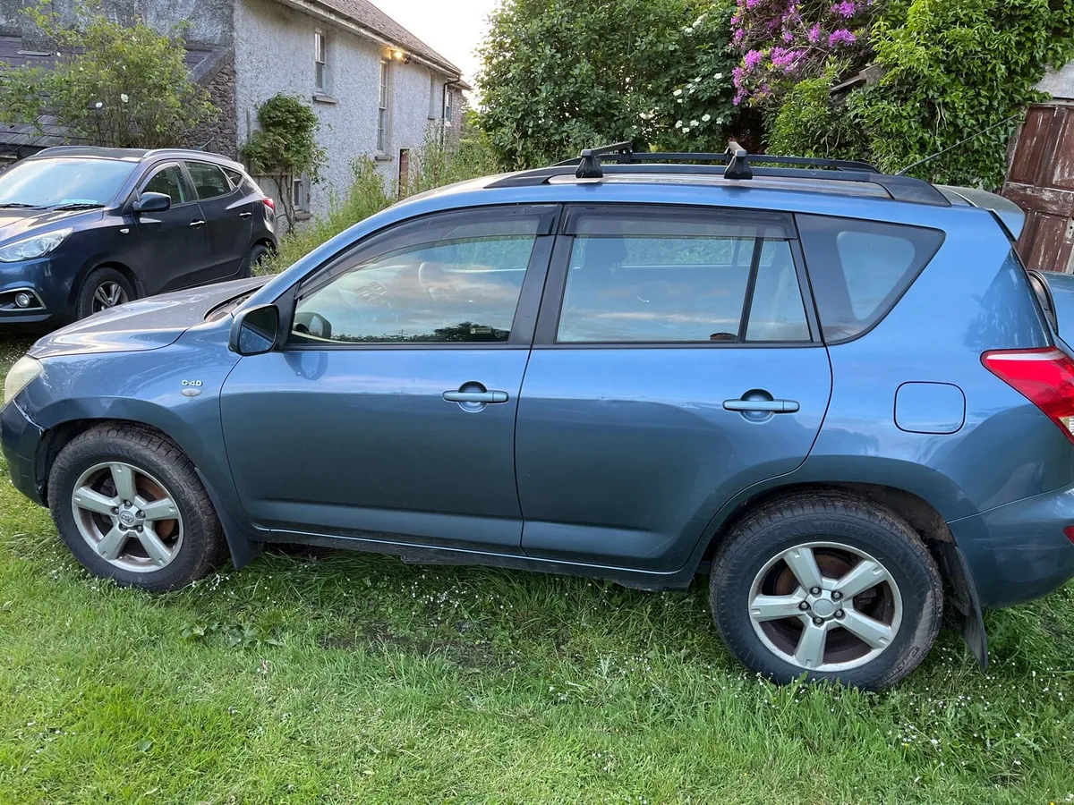 Toyota Rav 4 - Image 3
