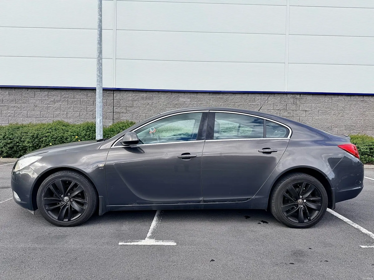 Vauxhall Insignia 2.0Tdi - Image 3