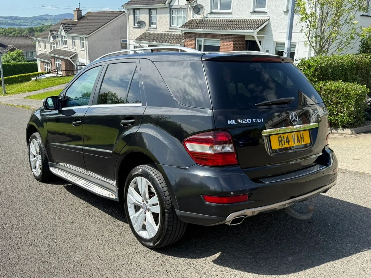 2009 Mercedes ML320 - Image 1