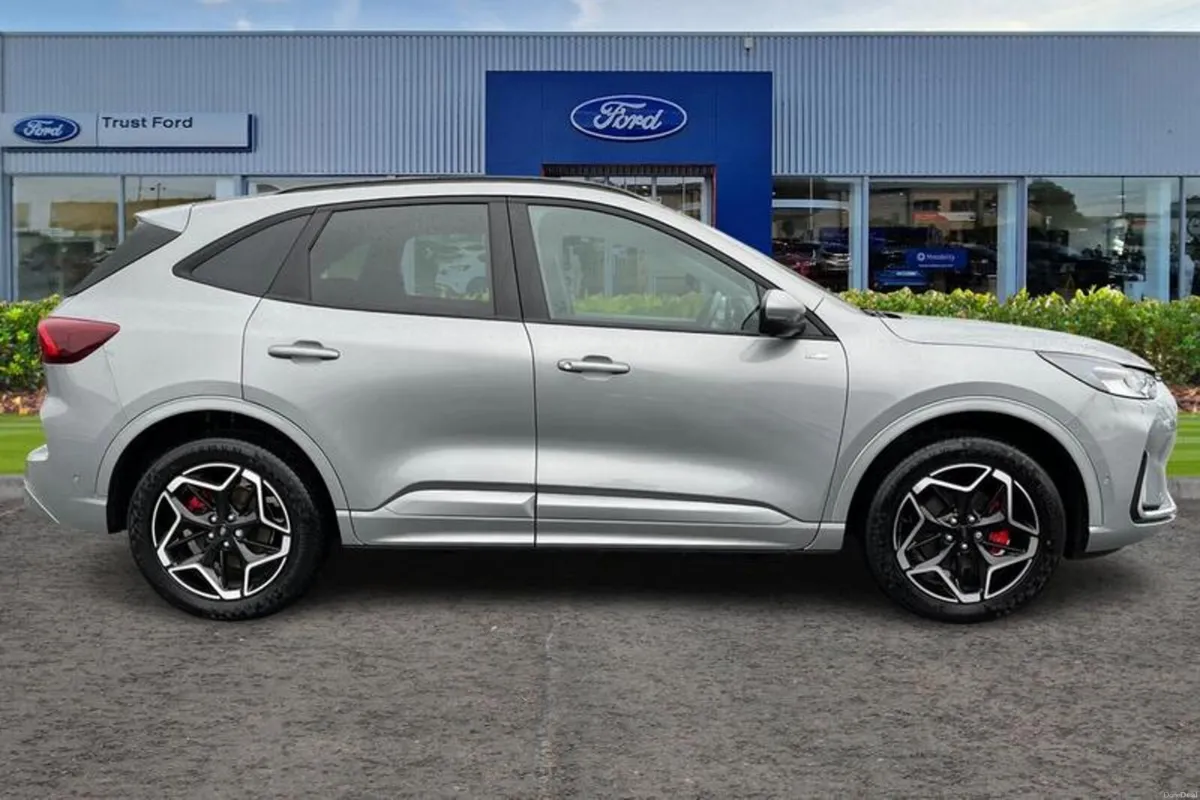 Ford Kuga ST-Line X - Image 3