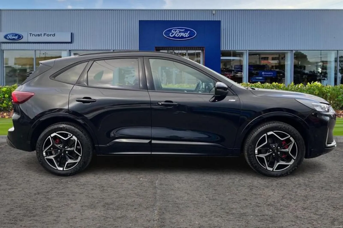 Ford Kuga ST-Line X - Image 3