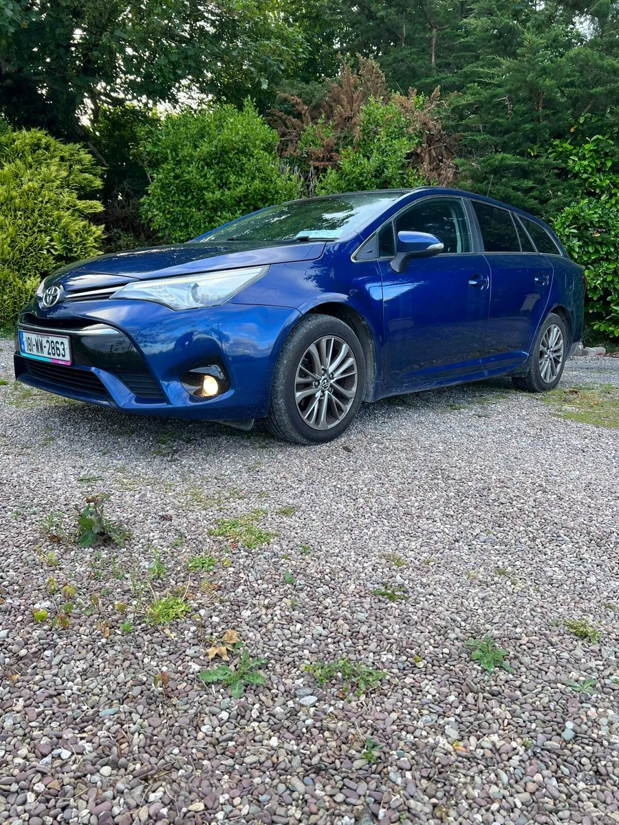 Estate Avensis - Image 2