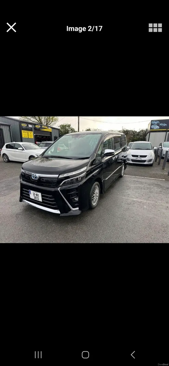 7 seater Toyota Voxy 2021 ! 27500 euro - Image 2