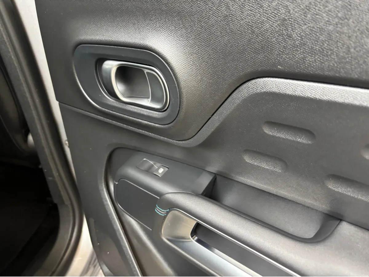 Citroen C5 Aircross C-SERIES BLUEHDI 1 130 MY52 4D - Image 3