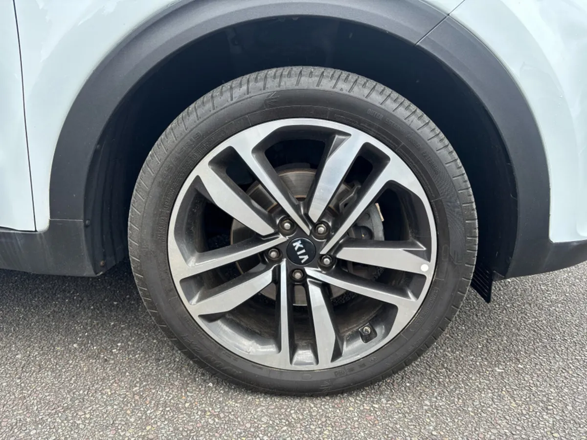 Kia Sportage K2 MHEV HP 5 5DR ROSE EDITION - Image 4