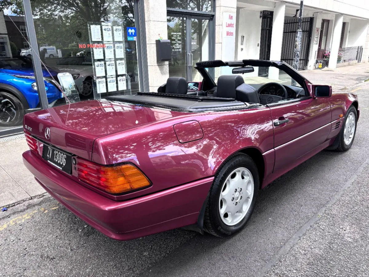 Mercedes-Benz SL-Class 320 3.2 2DR A - Image 2