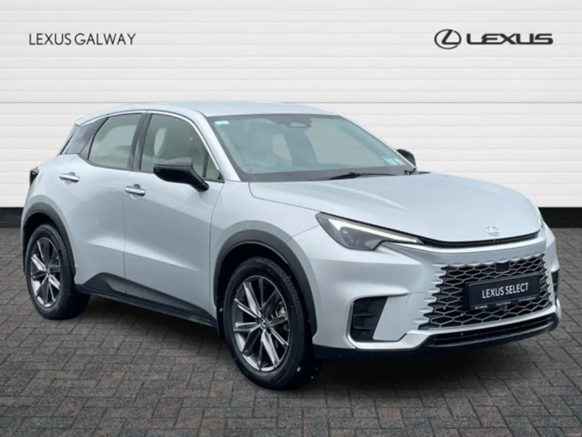 Lexus LBX 1.5h ELEGANT Hybrid SUV // Heated Mirror - Image 1