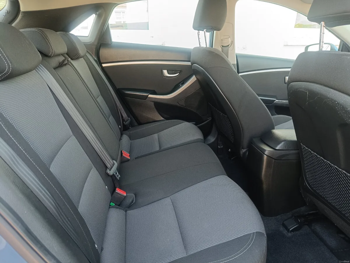 Hyundai i30 2015 - Image 6