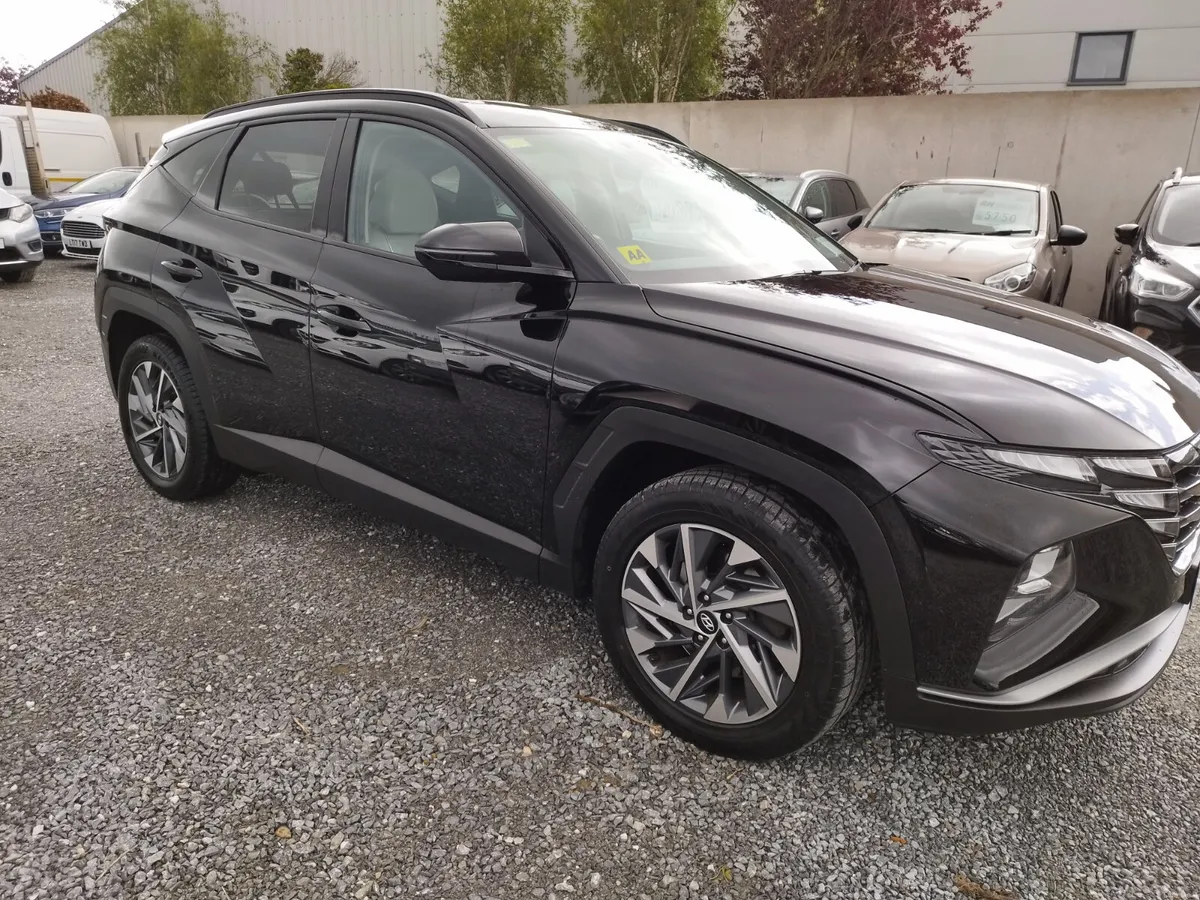 2023 Hyundai Tucson 1.6 crdi executive - Image 3