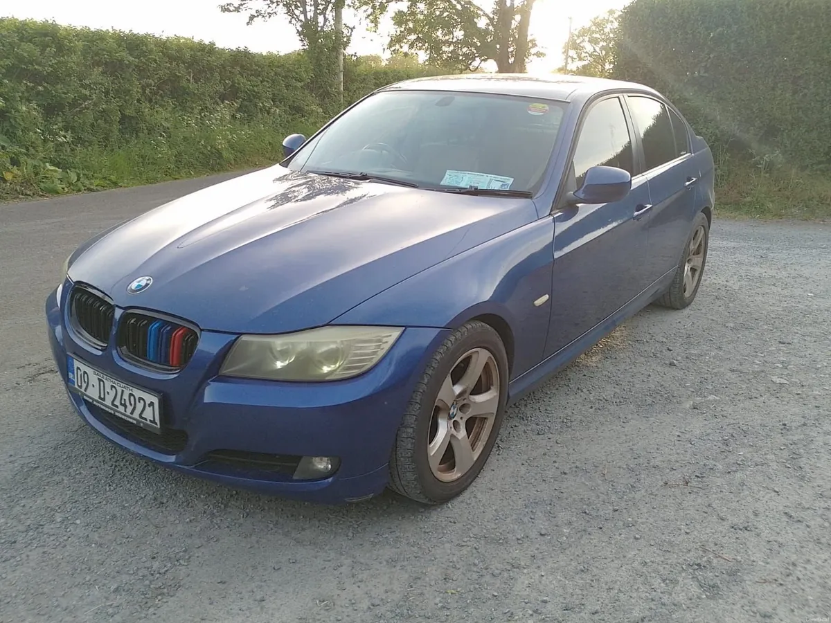 BMW 3-Series 2009 - Image 4