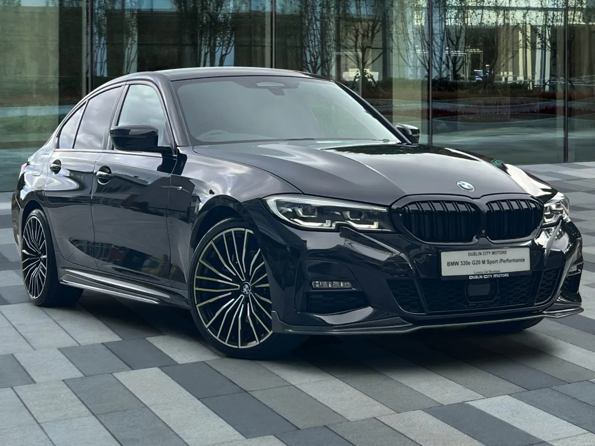 BMW 330e G20 M Sport Pro iPerformance *5k km* - Image 1