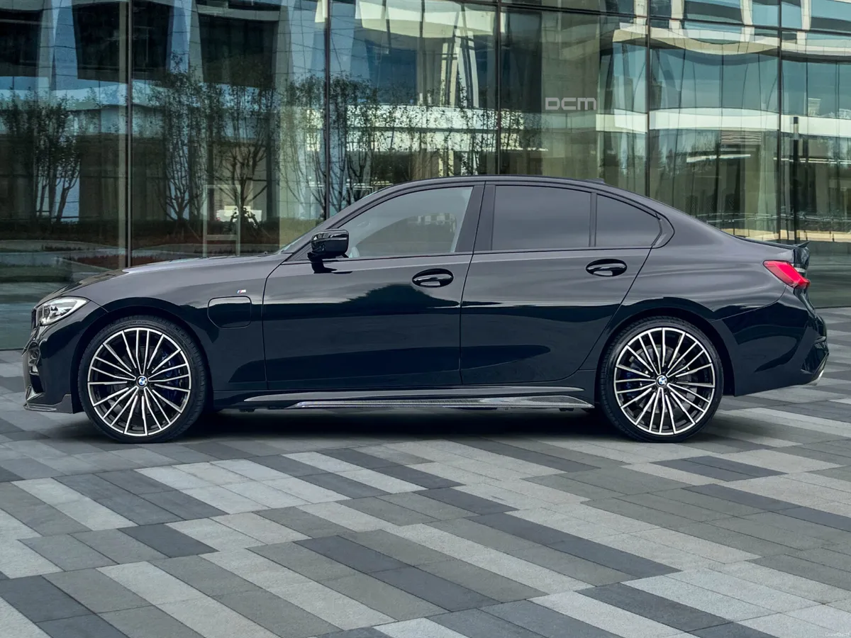 BMW 330e G20 M Sport Pro iPerformance *5k km* - Image 4