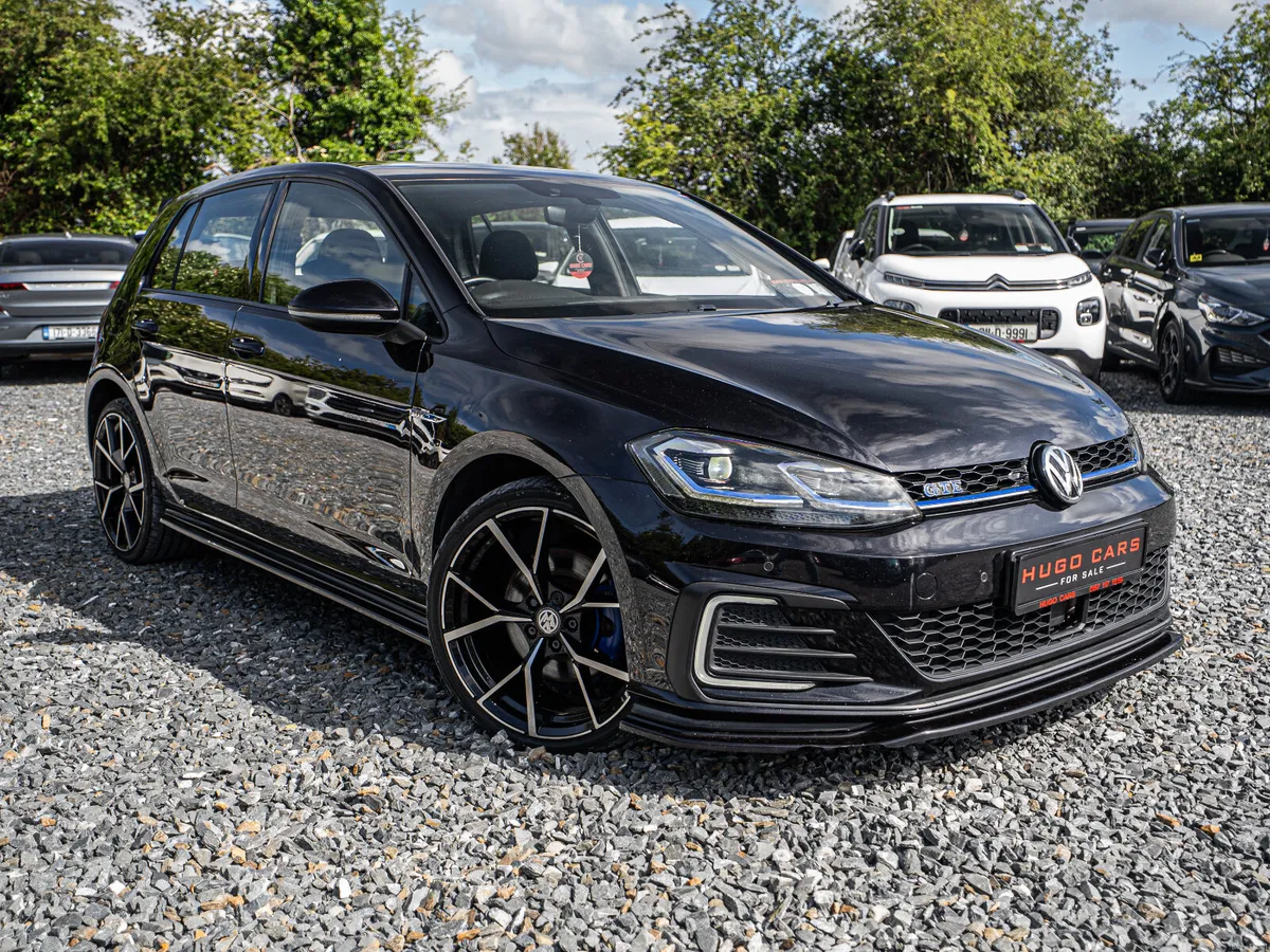2018 VW Golf GTE 1.4 Hybrid/High spec/Warranty - Image 5
