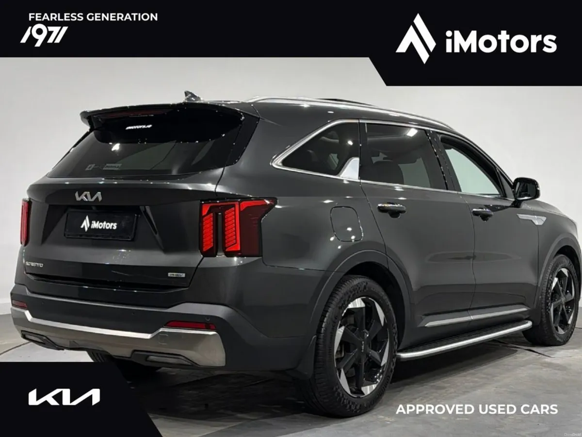 Kia Sorento PHEV 7 SEATER 4WD SIDESTEPS SUNROOF - Image 3