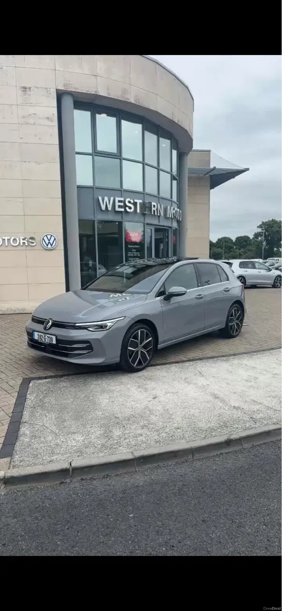 Edition 50 Volkswagen Golf - Image 1