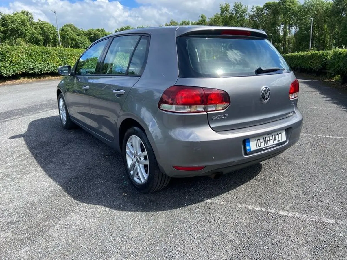 2010 Volkswagen Golf 1.6 TDI Highline - Image 3