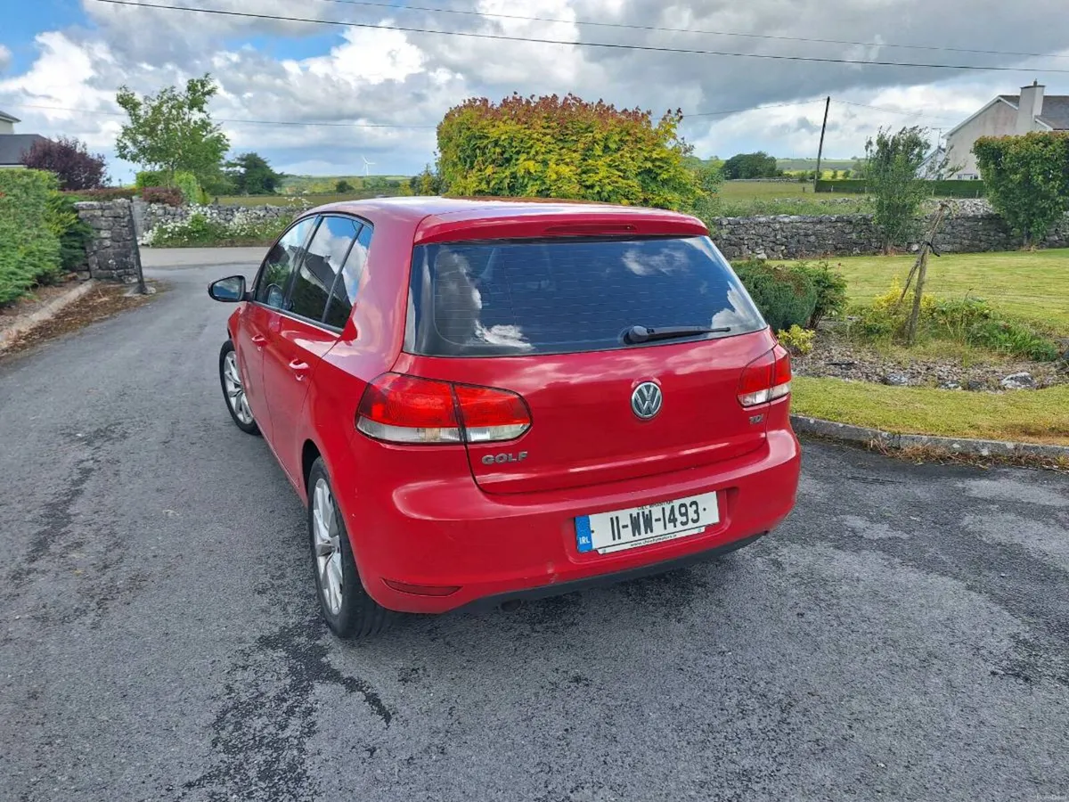 Volkswagen Golf 1.6 TDI Automatic 1 year NCT - Image 5