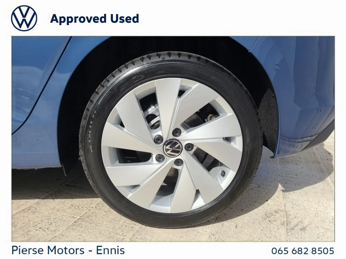 Volkswagen Golf EDITION 75 2.0 TDI 116HP - Image 6